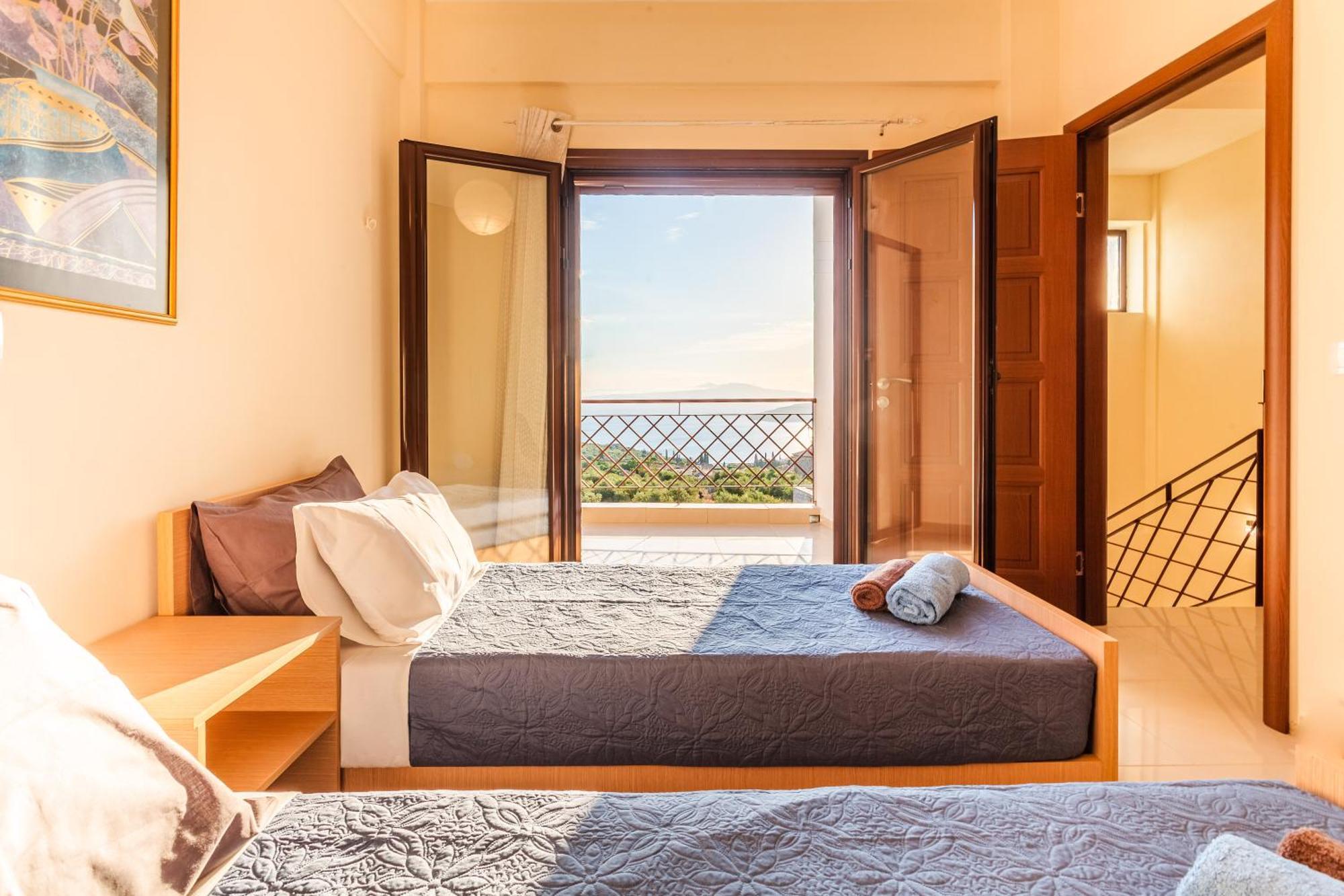 Villa Armonia, Sunset View And Relaxing Beach Vibe Proastion Bagian luar foto